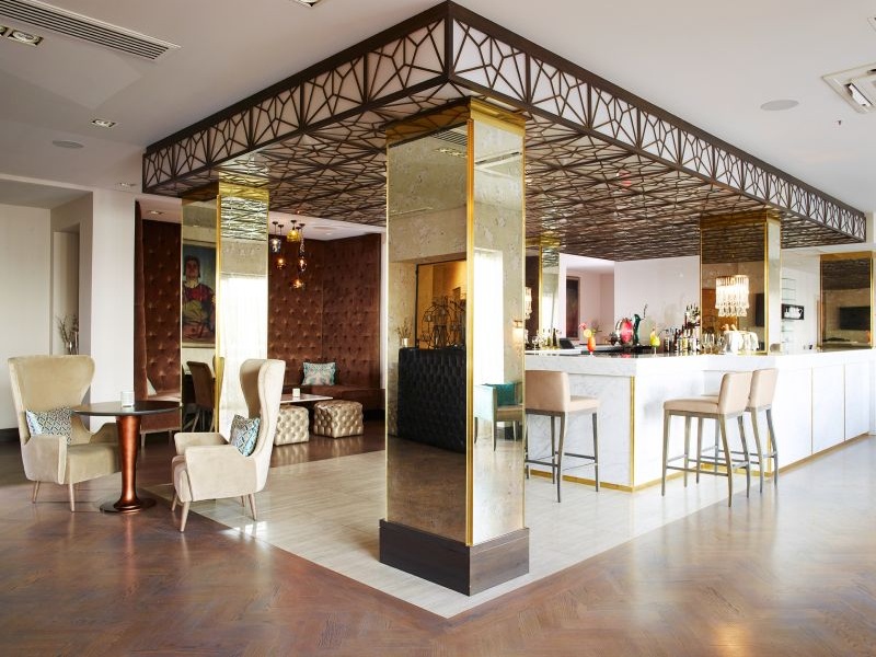 Dona Filipa Duques Lounge Bar