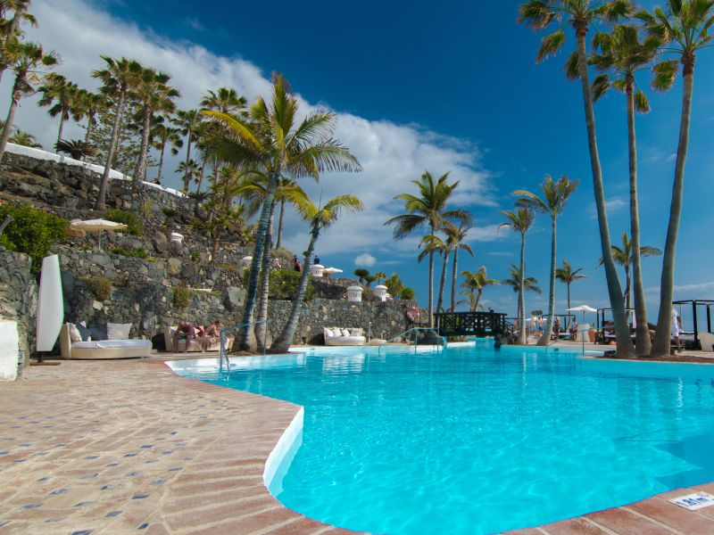 Hotel_Jardin_Tropical_Beach_Club_Las_Rocas.jpg